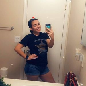 Meet your Posher, Nadia